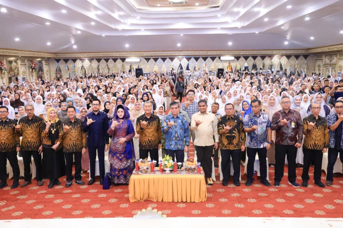 Menaker Yassierli: Generasi Muda Tak Cukup Hanya Bermodal Ijazah
